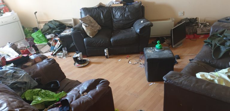 A Flat living room messy and needs a hoarders claen
